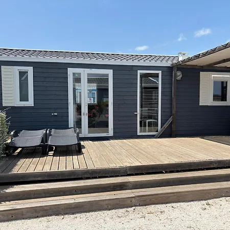 Camping Azur Premium Climatisé 4 étoiles Au La Presqu'île Du Barcarés Vue Imprenable Le Barcarès