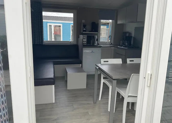 Κάμπινγκ Azur Premium Climatise 4 Etoiles Au La Presqu'ile Du Barcares Vue Imprenable Le Barcarès