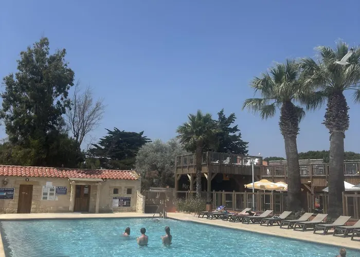 Κάμπινγκ Azur Premium Climatise 4 Etoiles Au La Presqu'ile Du Barcares Vue Imprenable